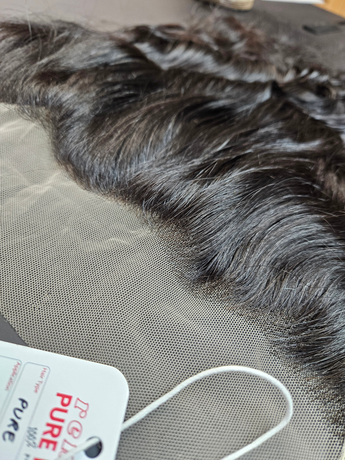 13x4 Wavy Lace Frontal – 100% Human Hair