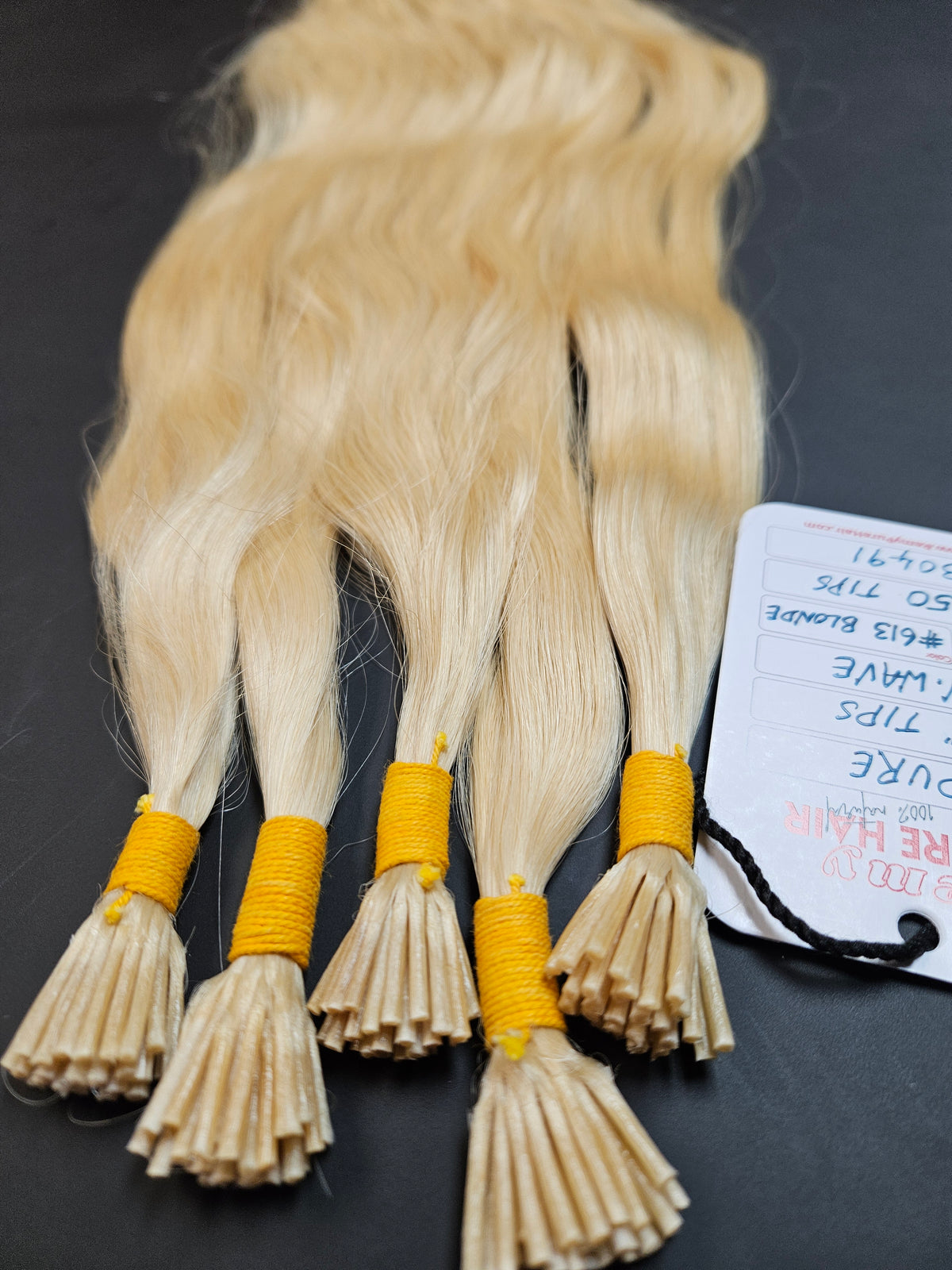 Blonde I-Tip Hair Extensions