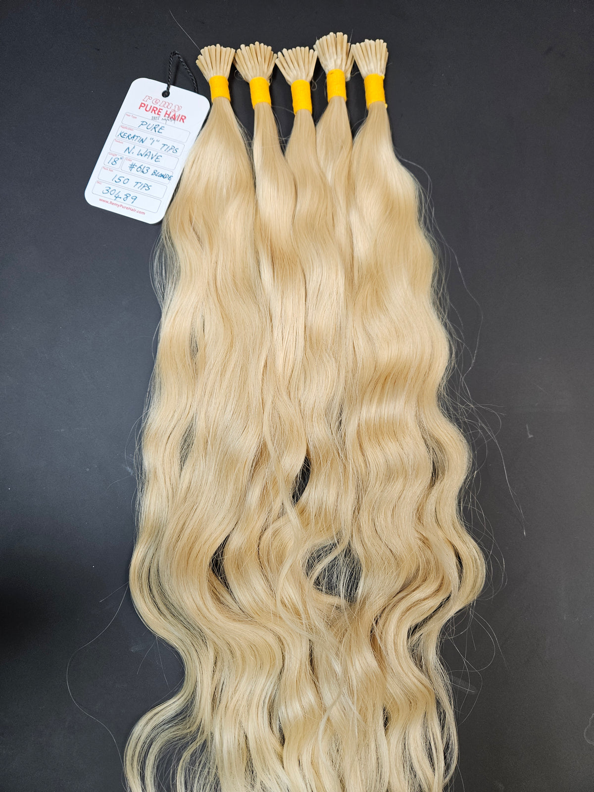 Blonde I-Tip Hair Extensions